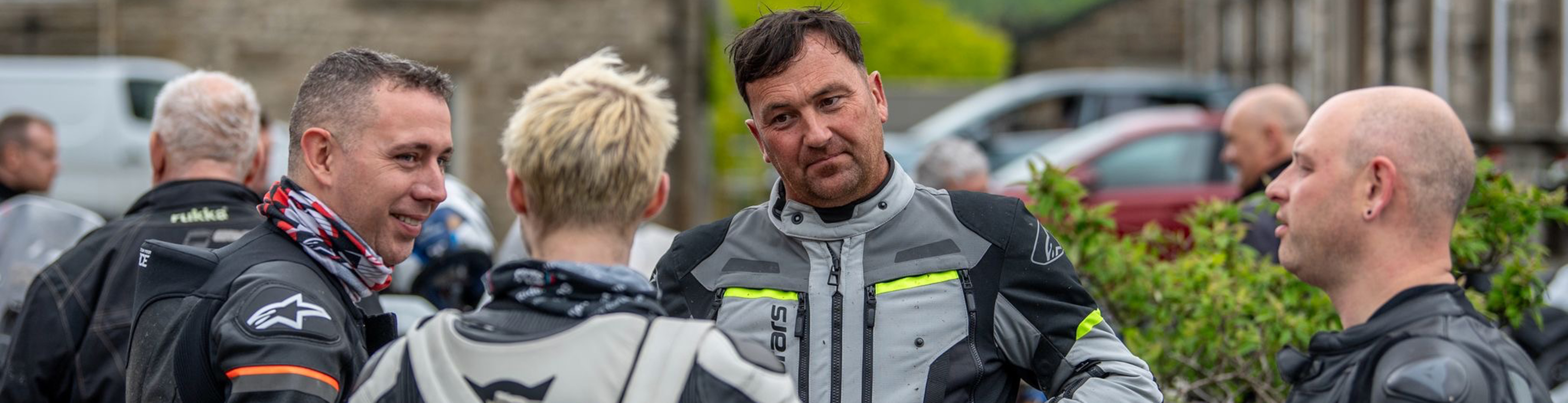 Craig talking to other riders.